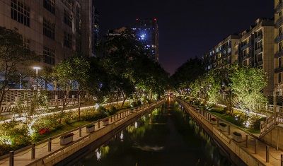 南京未来城河滨